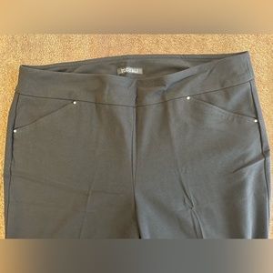 Roz&Ali new black dress pants size 12 Short